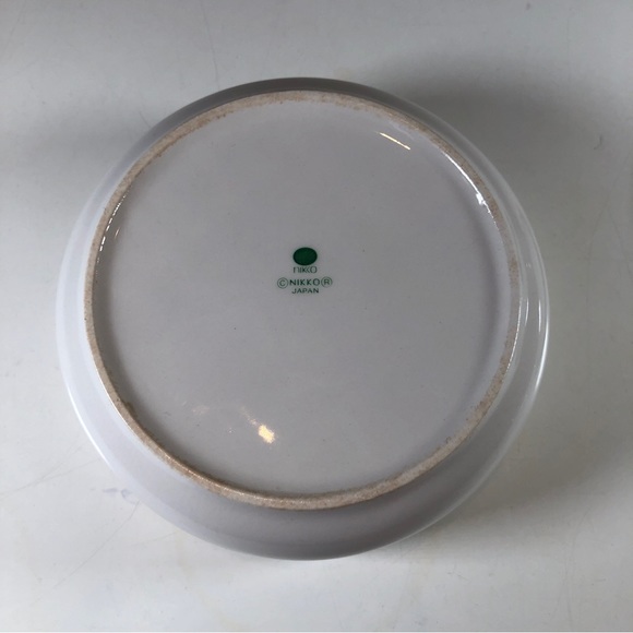 Nikko Japan Christmastime Covered Bon Bon Dish - Picture 6 of 14